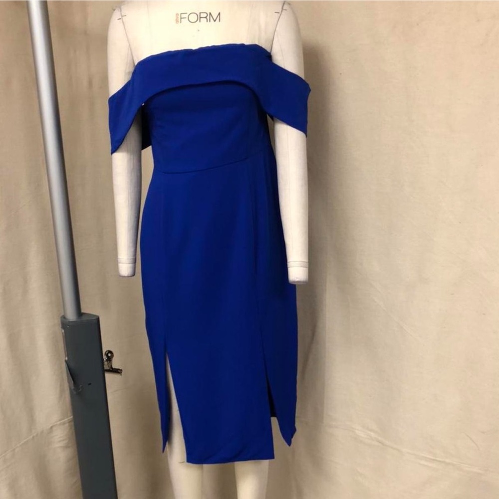 Gorgeous bleu Lavish Alice midi dress
